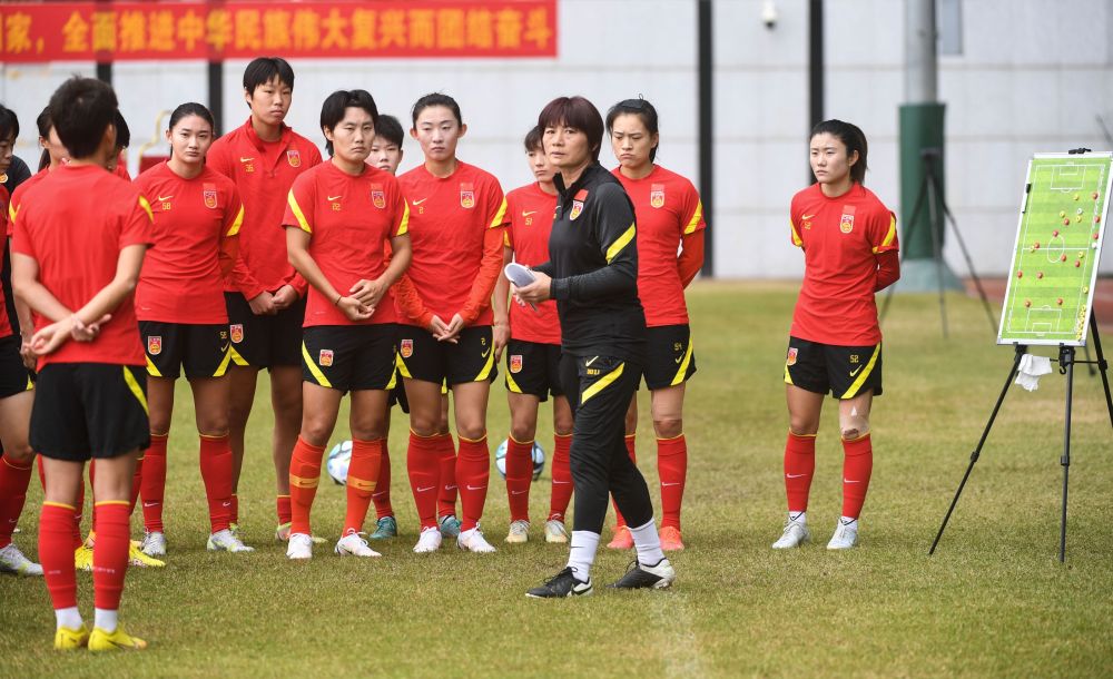 水庆霞谈女足世界杯小组出线 以小组出线为球队目标