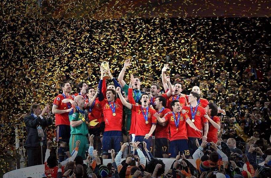 西班牙世界杯冠军是哪一年？回顾西班牙世界杯夺冠历程