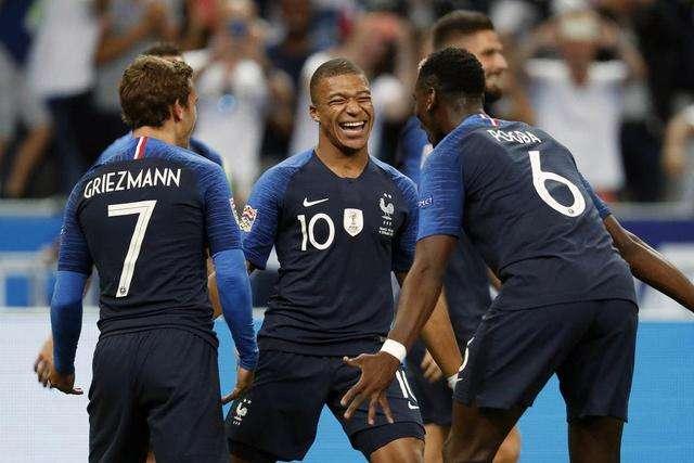 世界杯八强决出6席 英格兰法国等强队均晋级