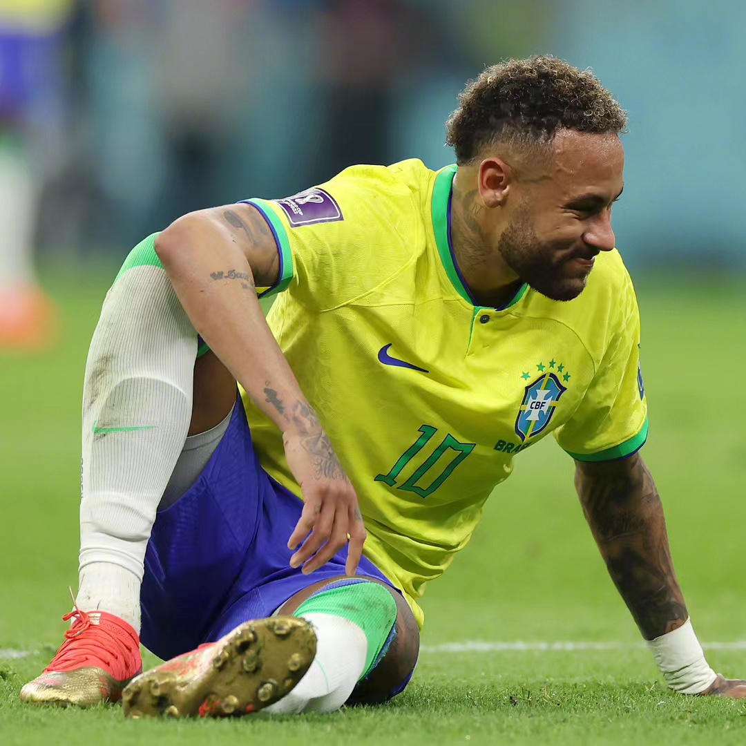 虚惊一场 巴西主帅确认内马尔将继续踢世界杯