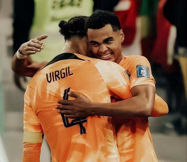 世界杯a组积分榜 荷兰厄瓜多尔均取胜