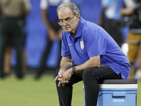 贝尔萨：亚马尔梅西能独立解决进攻问题，C罗姆巴佩则要炮弹输送