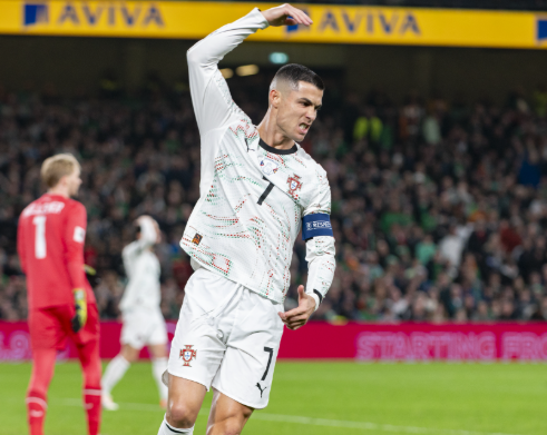 多家葡媒：C罗已获准离开国家队，足协希望他下轮观战