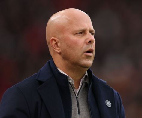 主场惨败保级队！记者：花费超4亿镑却一塌糊涂，斯洛特难辞其咎