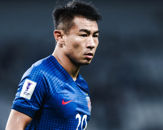 于汉超达成中国顶级联赛出场400场成就，历史第六人