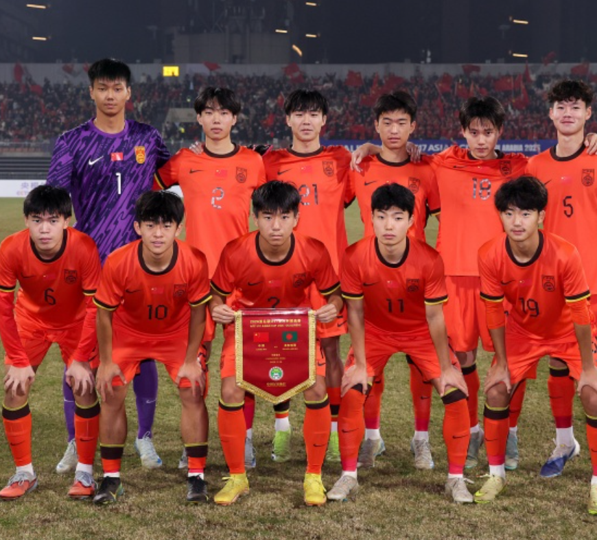U17中国连追两球2-3日本，万项破门赵松源替补造点+点射