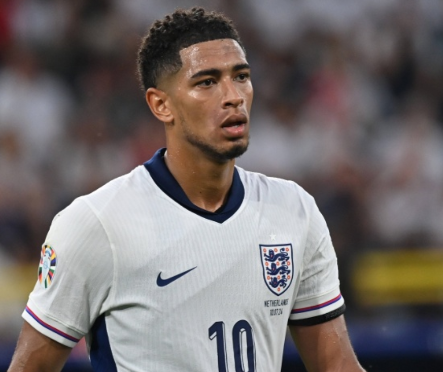 亨德森：贝林厄姆是世界级的球员，他的人品也同样是顶尖的