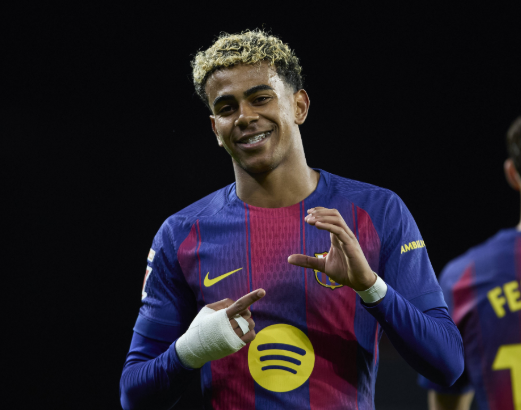 亚马尔：西班牙梦想能赢得世界杯，我小时候喜欢玩宝可梦卡牌游戏