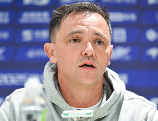 国安主帅：对球迷说对不起，我们尽力了，我觉得我们正走在正轨上