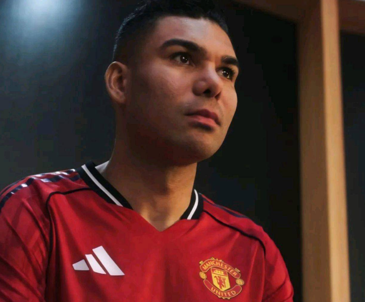 经纪人:卡塞米罗严格保持82.5公斤体重,他是阿莫林得力助手