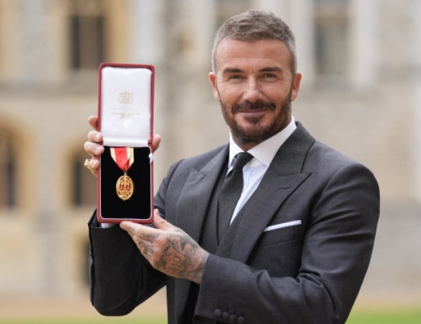 太阳报：贝克汉姆开派对庆祝获封爵位，大儿子布鲁克林没来