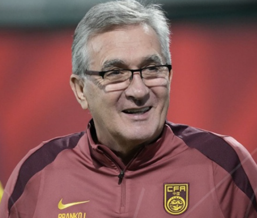 北青：71岁前国足主帅伊万确认退休，结束42年执教生涯