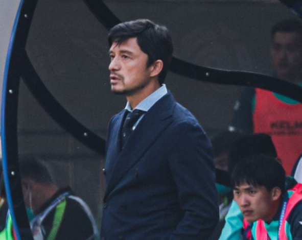 亚泰主帅谢晖下课，在商谈解约事宜，球队11轮1胜中超垫底