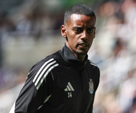 伊萨克一周没和埃迪-豪说话，和大多数队友也没交流