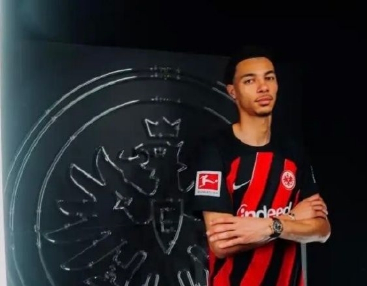 这是家里有矿？！德天空：利物浦有意埃基蒂克，法兰克福标价1亿