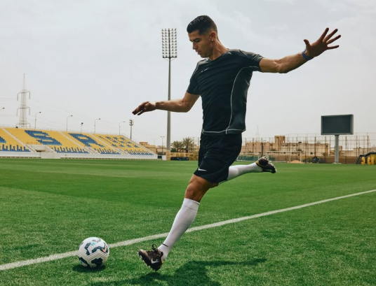 即将41岁！机构晒C罗多项生理指标逆生长，生理年龄不到29岁