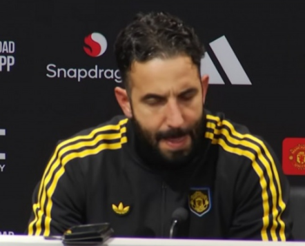 阿莫林：我们离应有的水平还差得很远，担心上赛季那种感觉会重现