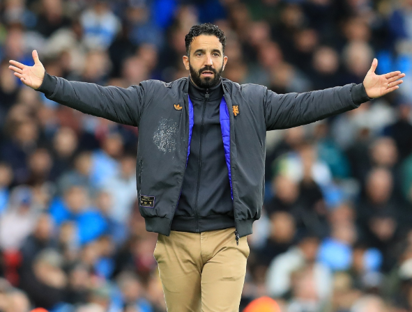 卡拉格：曼联赶紧和阿莫林分手对谁都好，高层不解雇他因不想认错