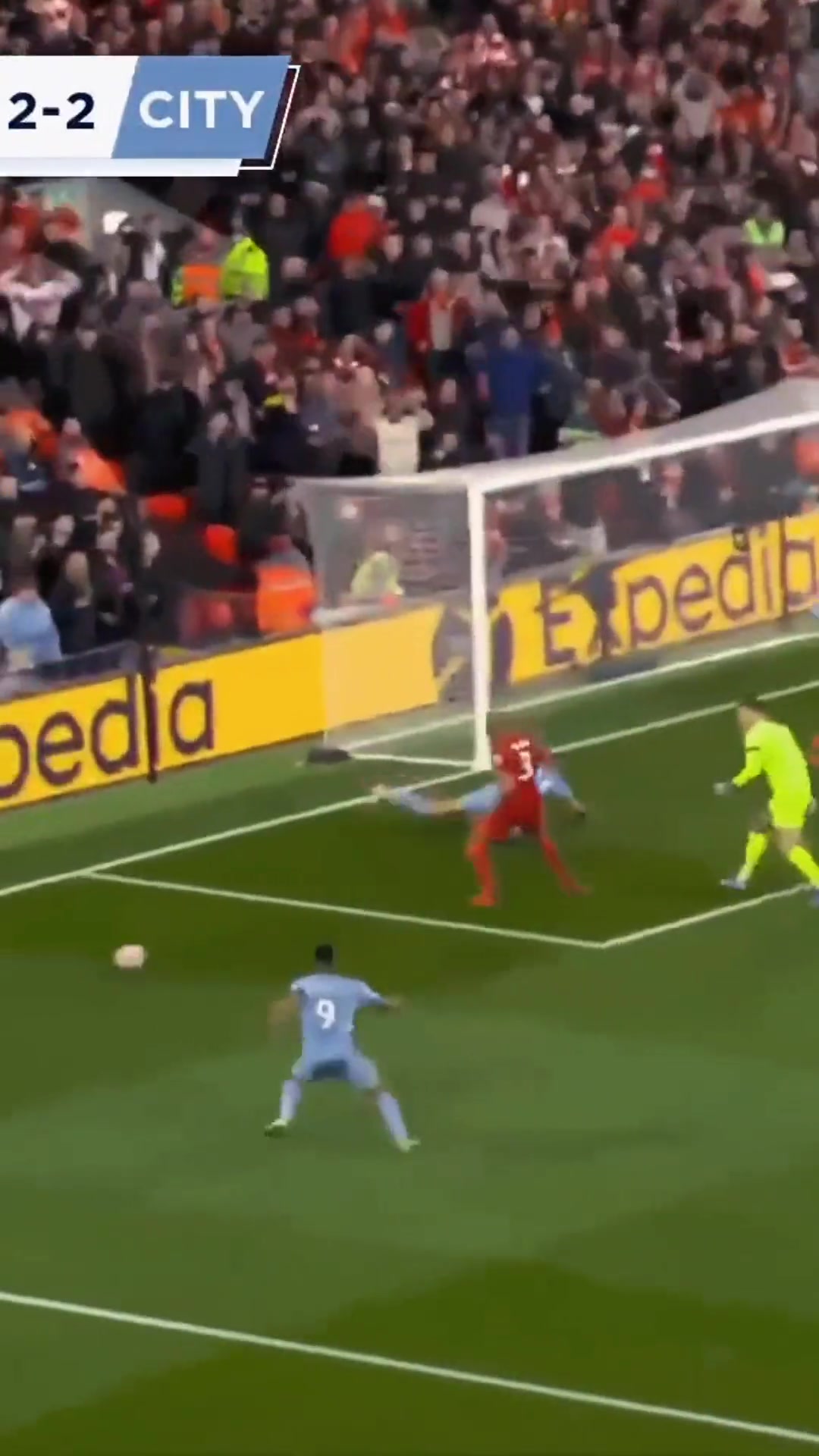 实时直击双方激烈交锋不容错过的足球盛宴