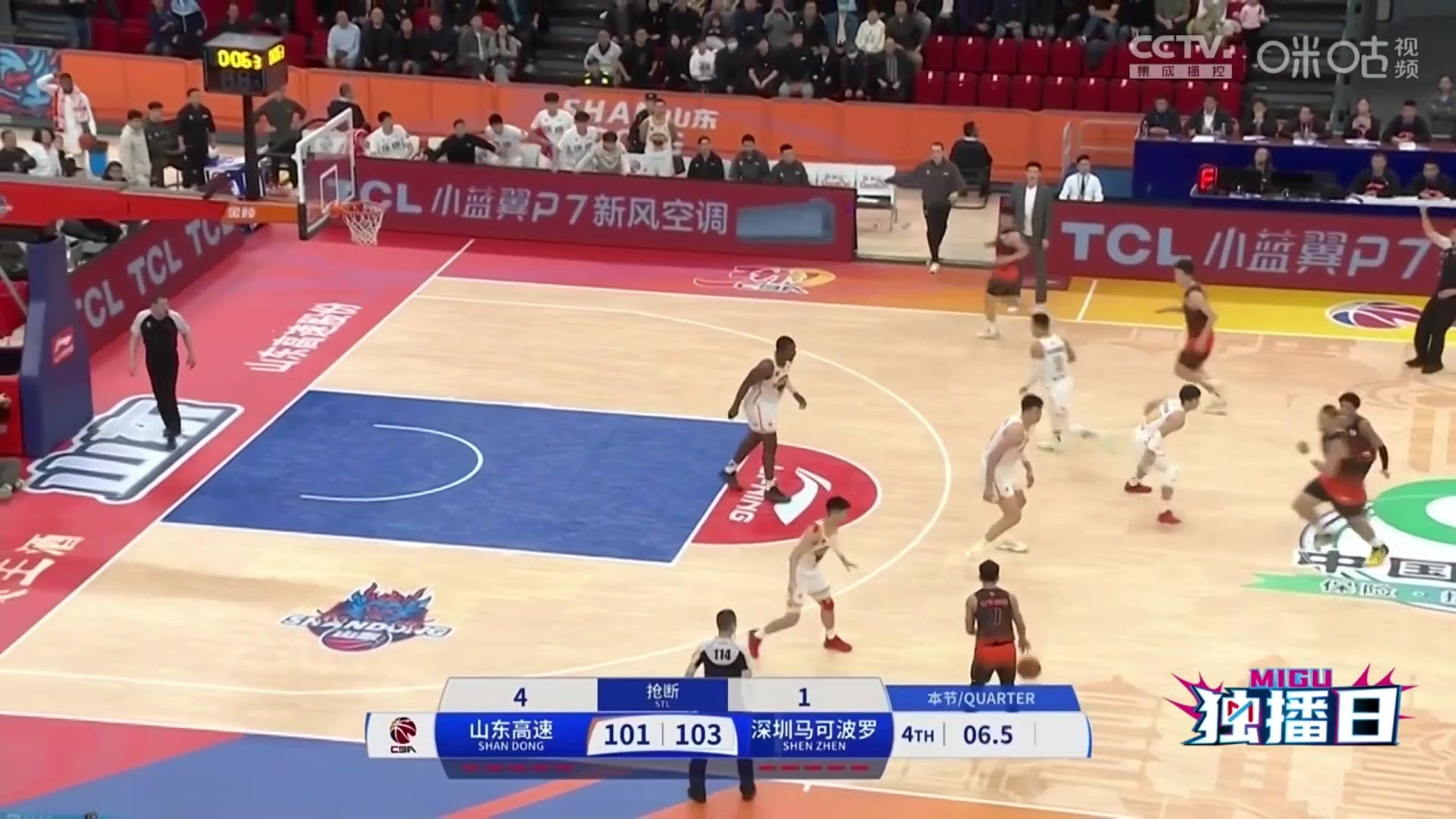 后撤步三分与关键时刻绝杀的完美演绎