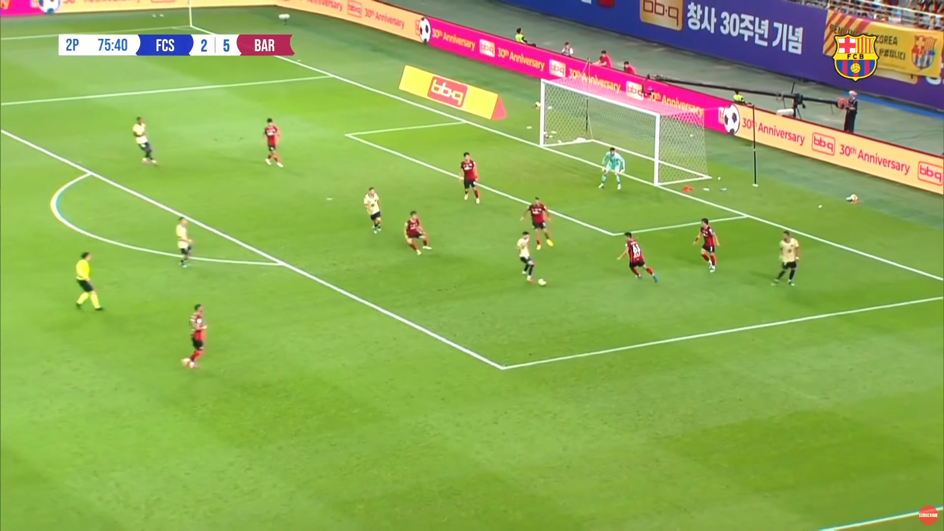 一下就过去了！加维精彩转身过人低射破门，巴萨6-2领先首尔-24VS直播